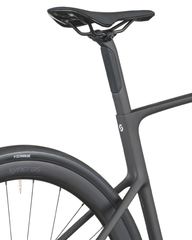 Bicicleta Scott Addict 30 Shimano 105 Di2 12V.