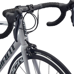 Bicicleta Giant SCR1 Shimano Sora 2X9V.