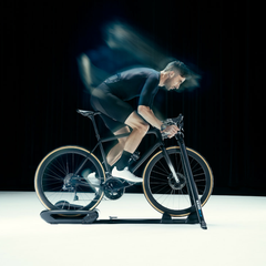 Rodillo kickr rollr smart trainer + wahoo pedales speedplay powrlink zero izquierdo