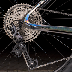 Bicicleta XDS MTB MT7 Carbon Deore 12v H. Rockshox Rekon 29