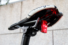 Luz Trasera D-LIGHT L CG-211R USB 15 Lumens