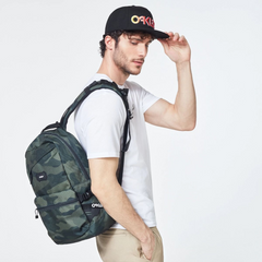 Maletin Oakley Street Backpack - Core Camo 921417-982