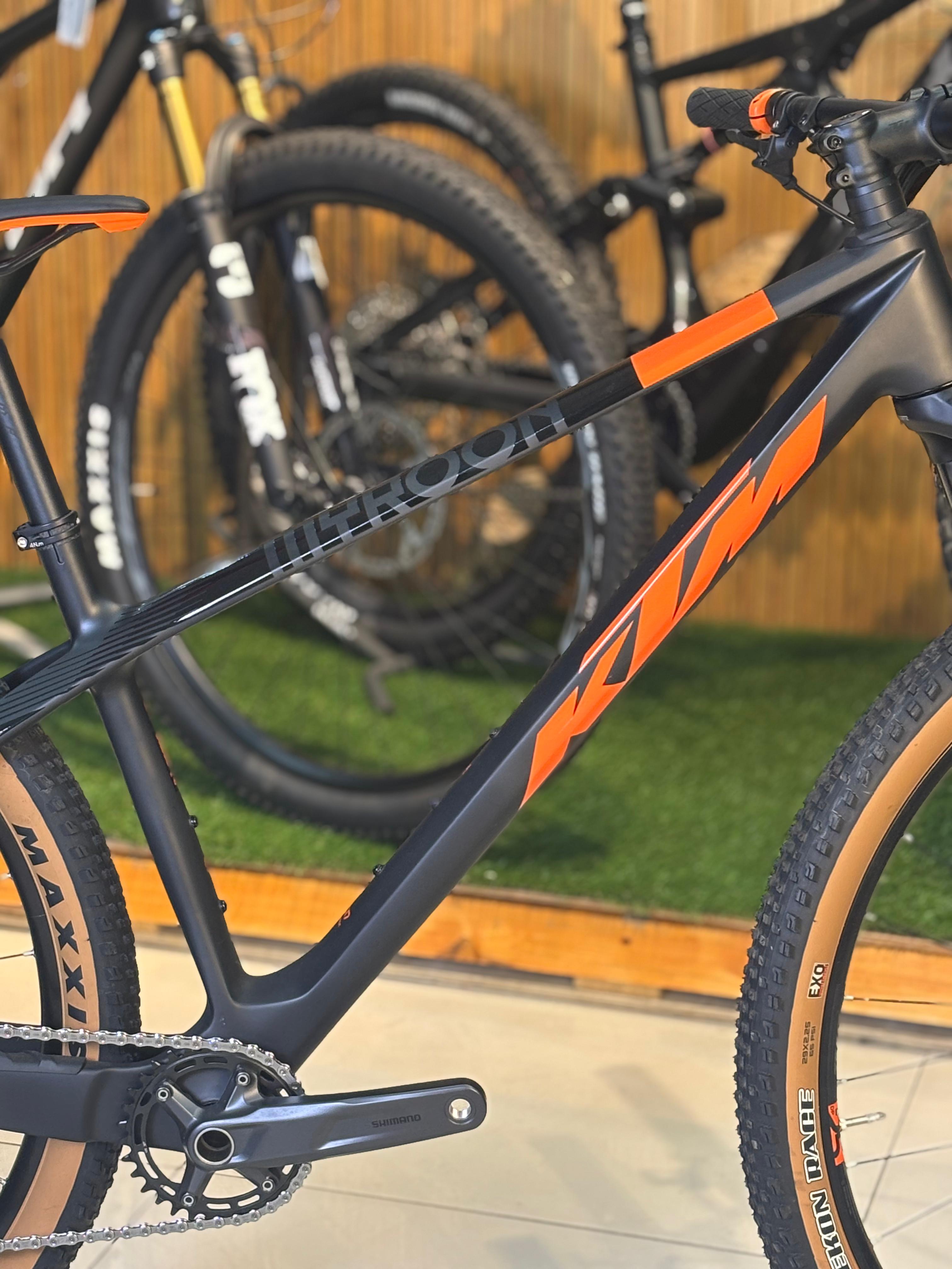 Bicicleta MTB KTM Myroon comp 12v. H. Rockshox Judy 29er