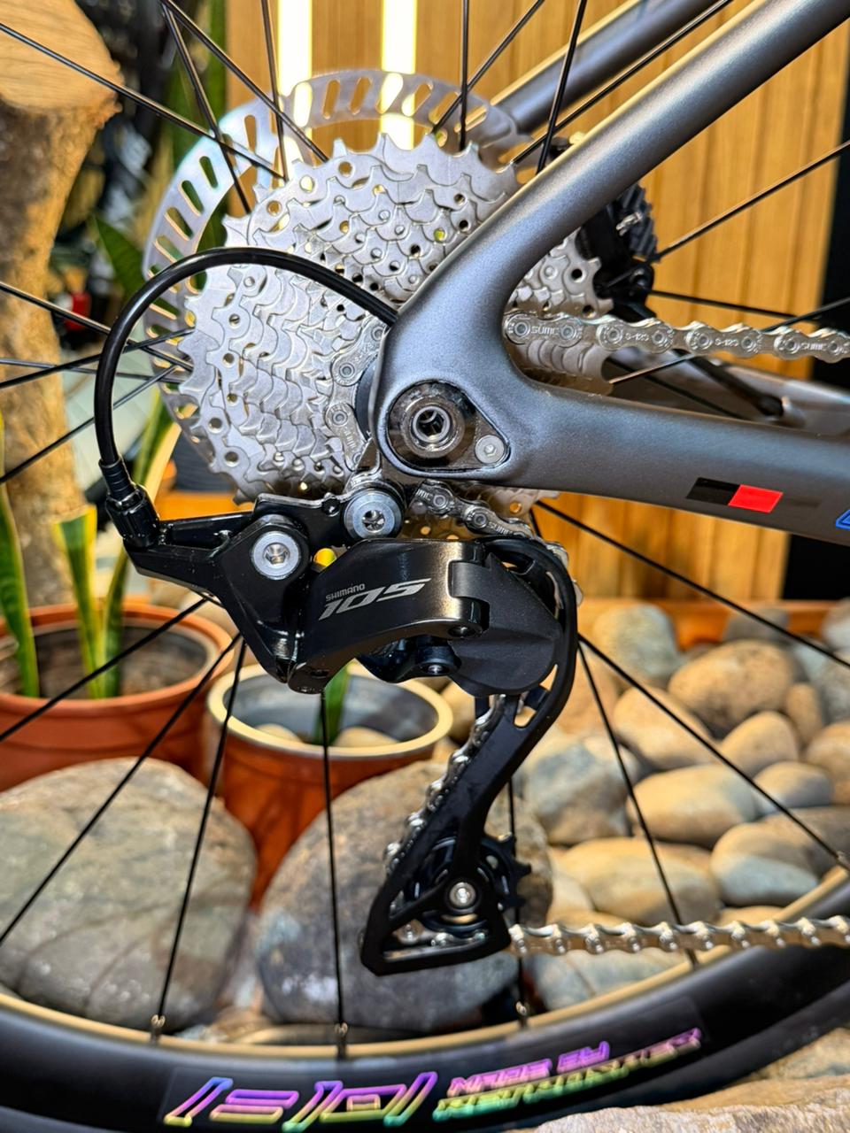 Bicicleta Twitter Cyclone PRO Carbon Shimano 105 12V.