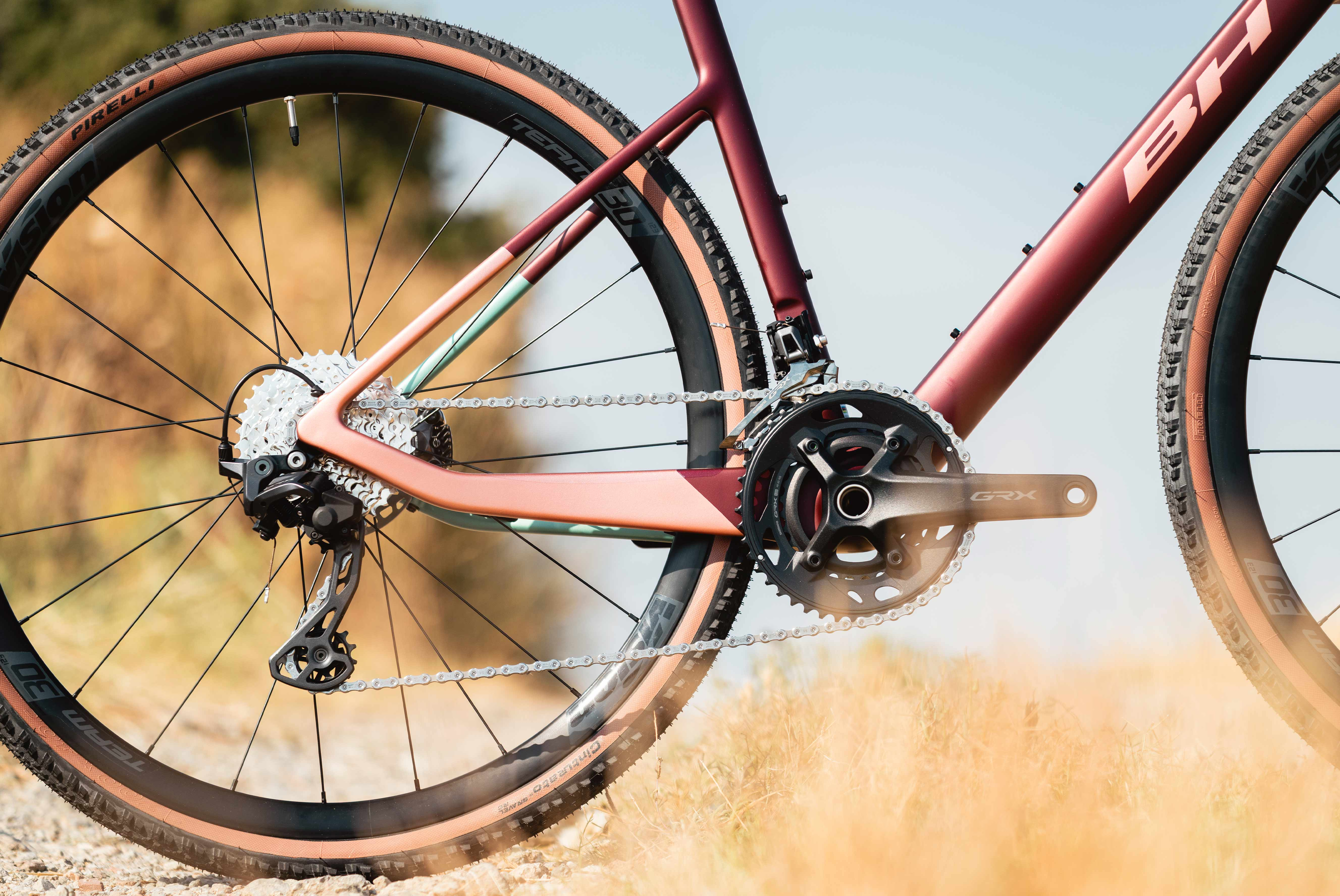 Bicicleta BH GravelX EVO 6.5 R Shimano GRX Di2 12V.